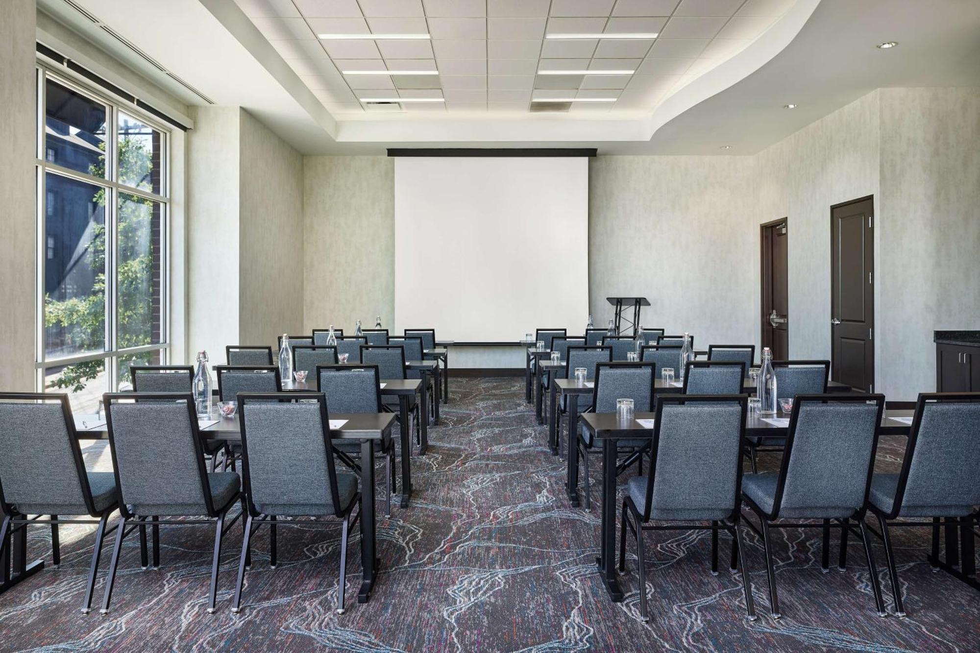 Hilton Garden Inn Nashville Downtown Convention Center Exterior foto