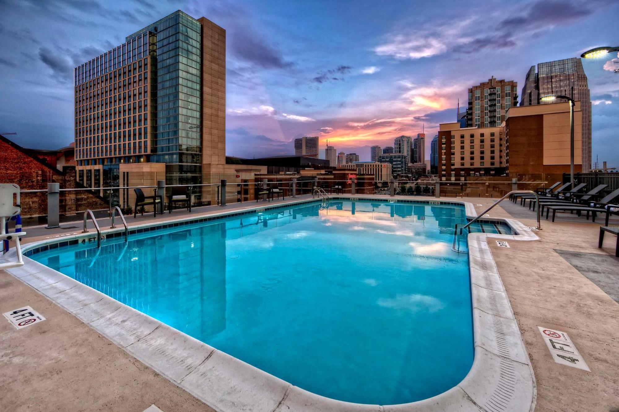 Hilton Garden Inn Nashville Downtown Convention Center Exterior foto