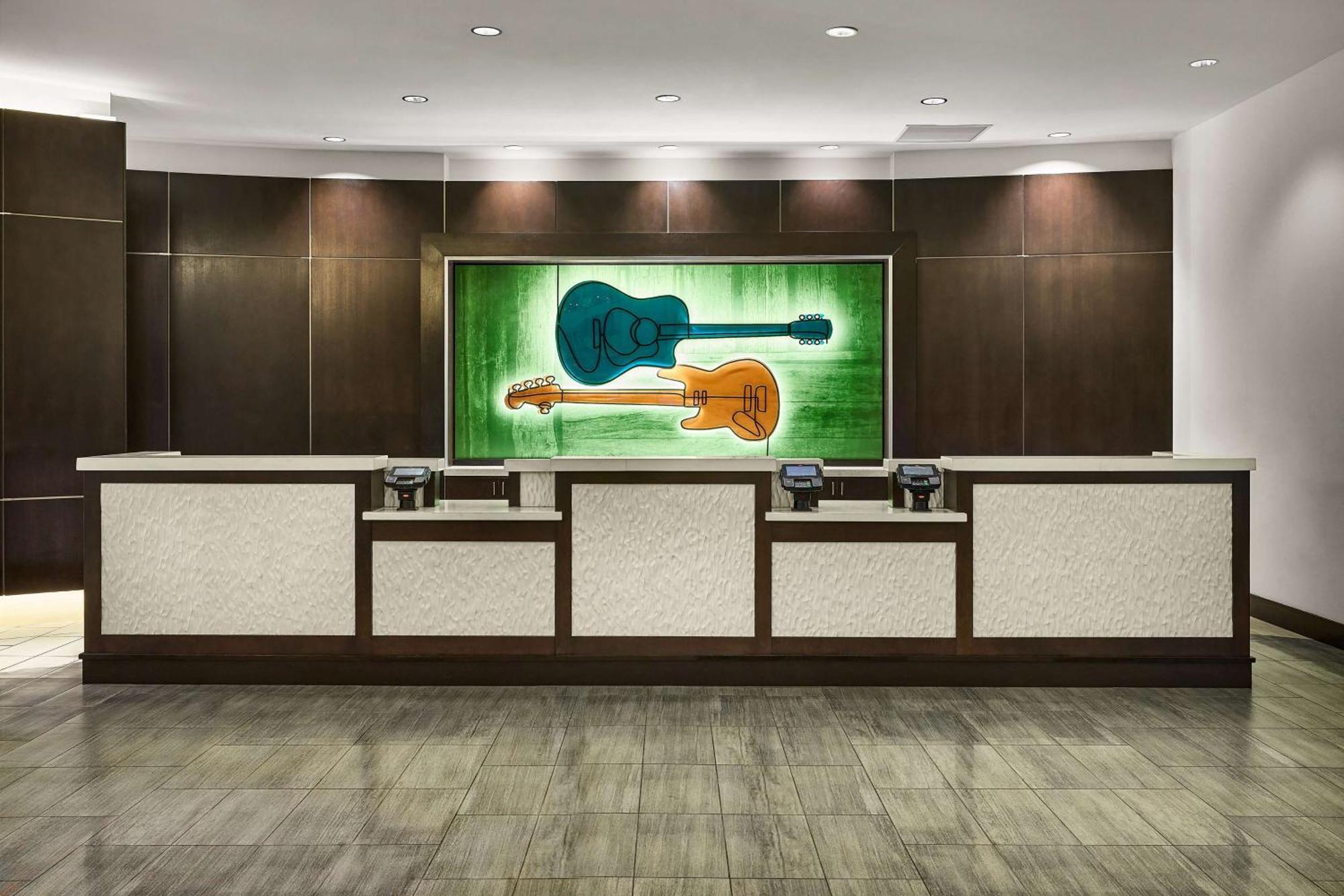 Hilton Garden Inn Nashville Downtown Convention Center Exterior foto